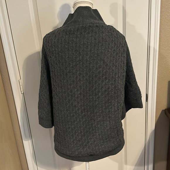 High Neck Shawl Poncho / Cape with faux  shearling - Picture 4 of 13